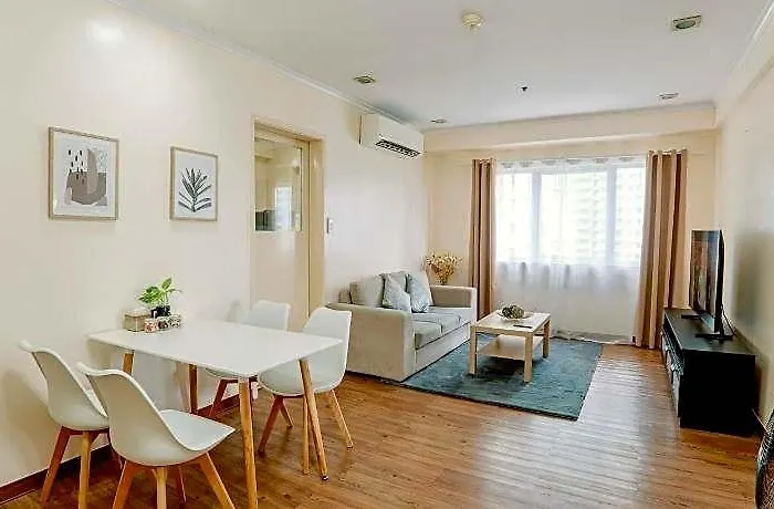 Cozy @soma Bgc Near Sm Aura And High Street 4*