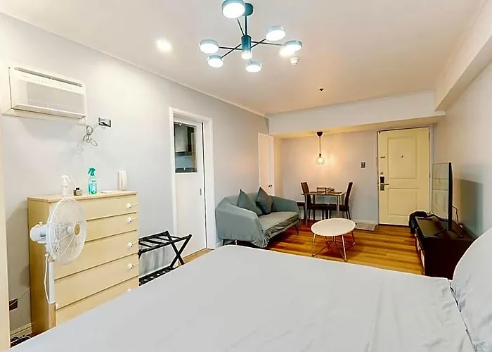 Cozy @soma Bgc Near Sm Aura And High Street 호텔
