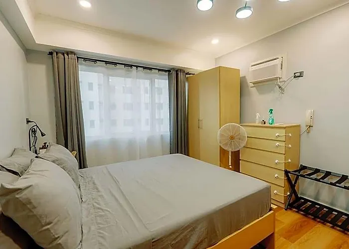 호텔 Cozy @soma Bgc Near Sm Aura And High Street 4*